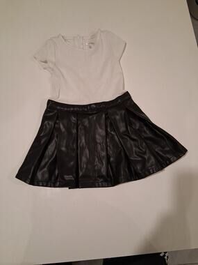 Tahari Girl 4T Dress White Top Black Faux Leather Pleated Skater One Piece